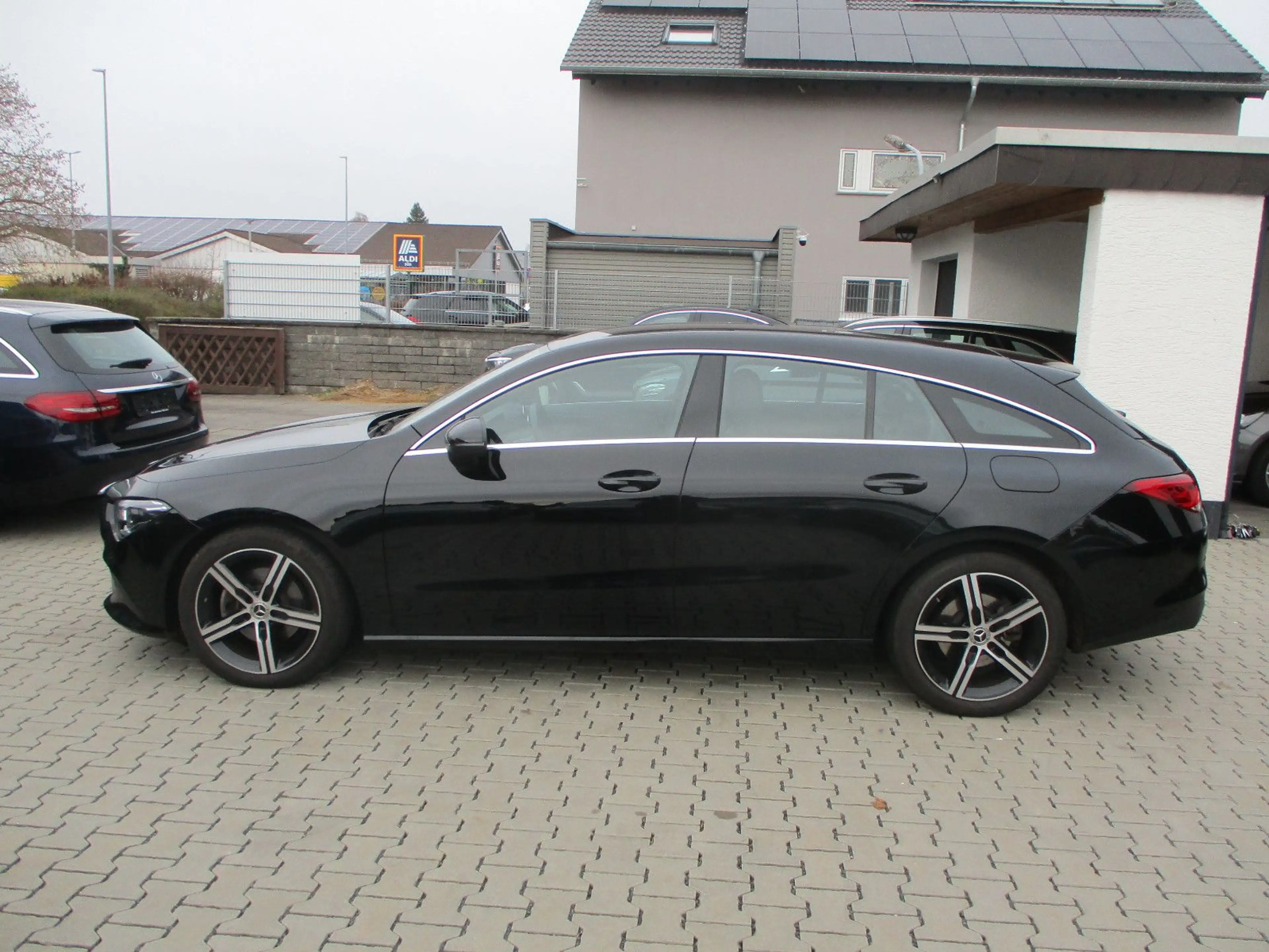 Mercedes-Benz CLA 200 CLA 200 d NAVI LEDER KAMERA TOTW LED SPURH PDC