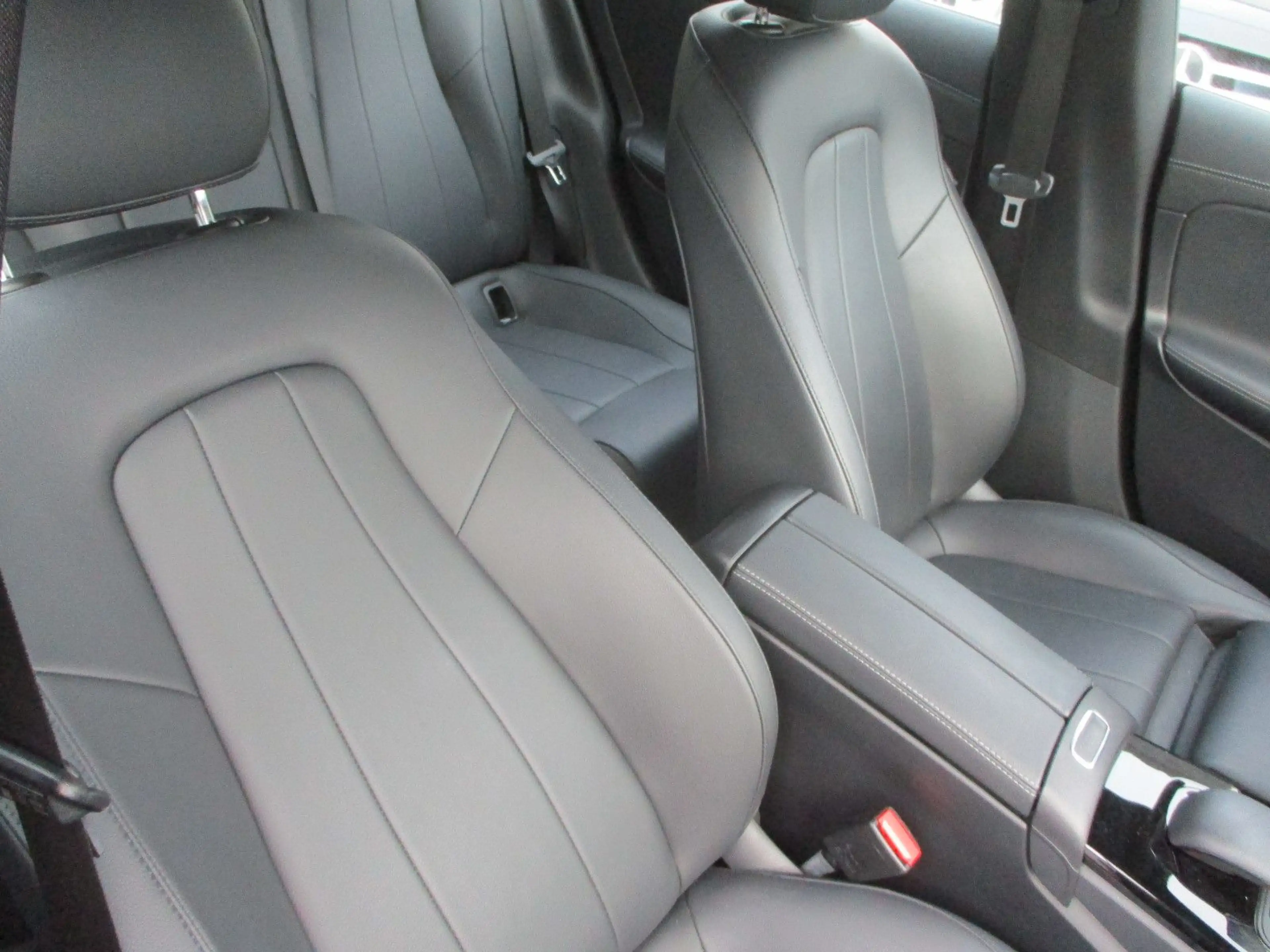 Mercedes-Benz CLA 200 CLA 200 d NAVI LEDER KAMERA TOTW LED SPURH PDC — photo 13