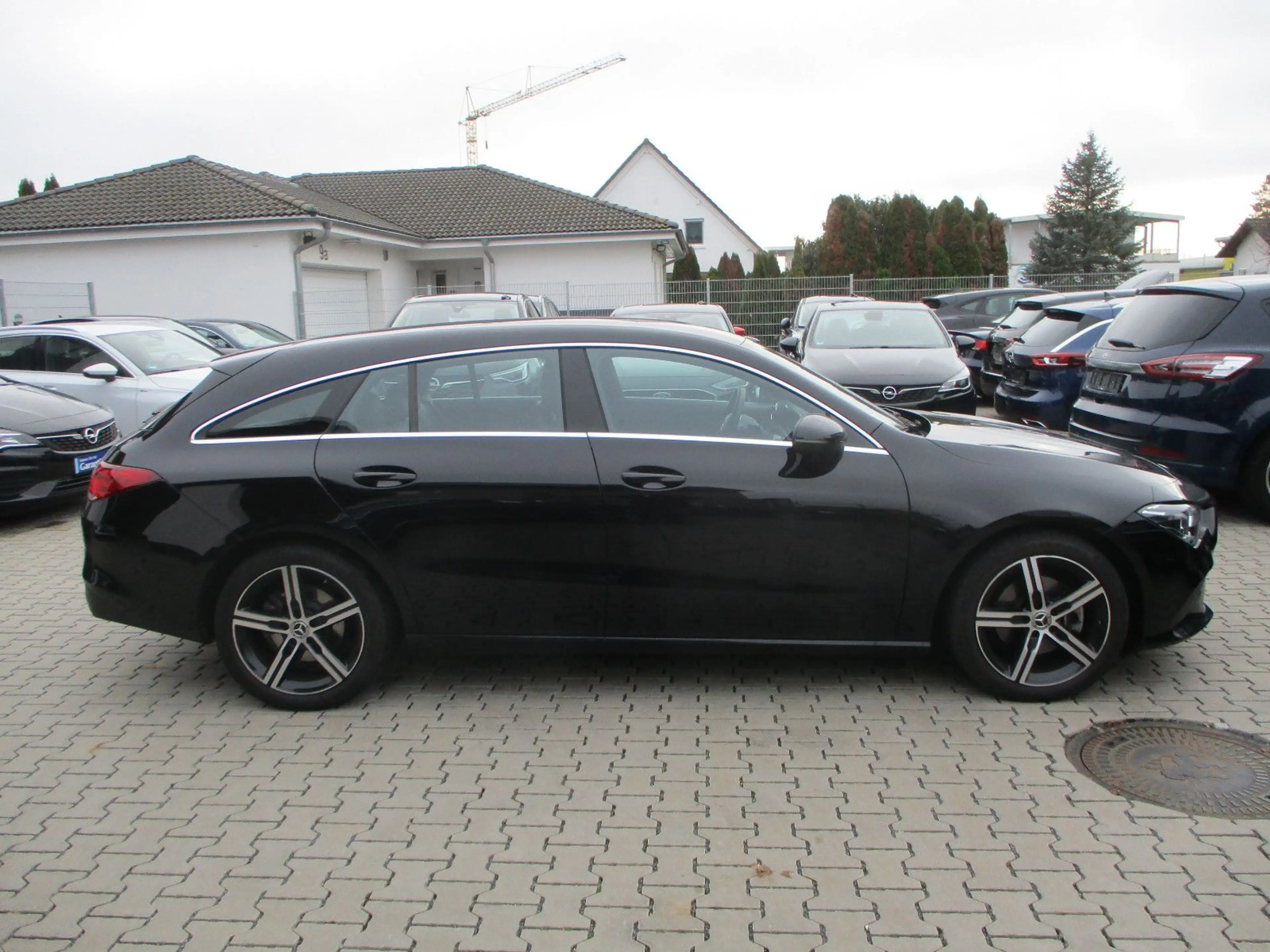 Mercedes-Benz CLA 200 CLA 200 d NAVI LEDER KAMERA TOTW LED SPURH PDC — photo 5
