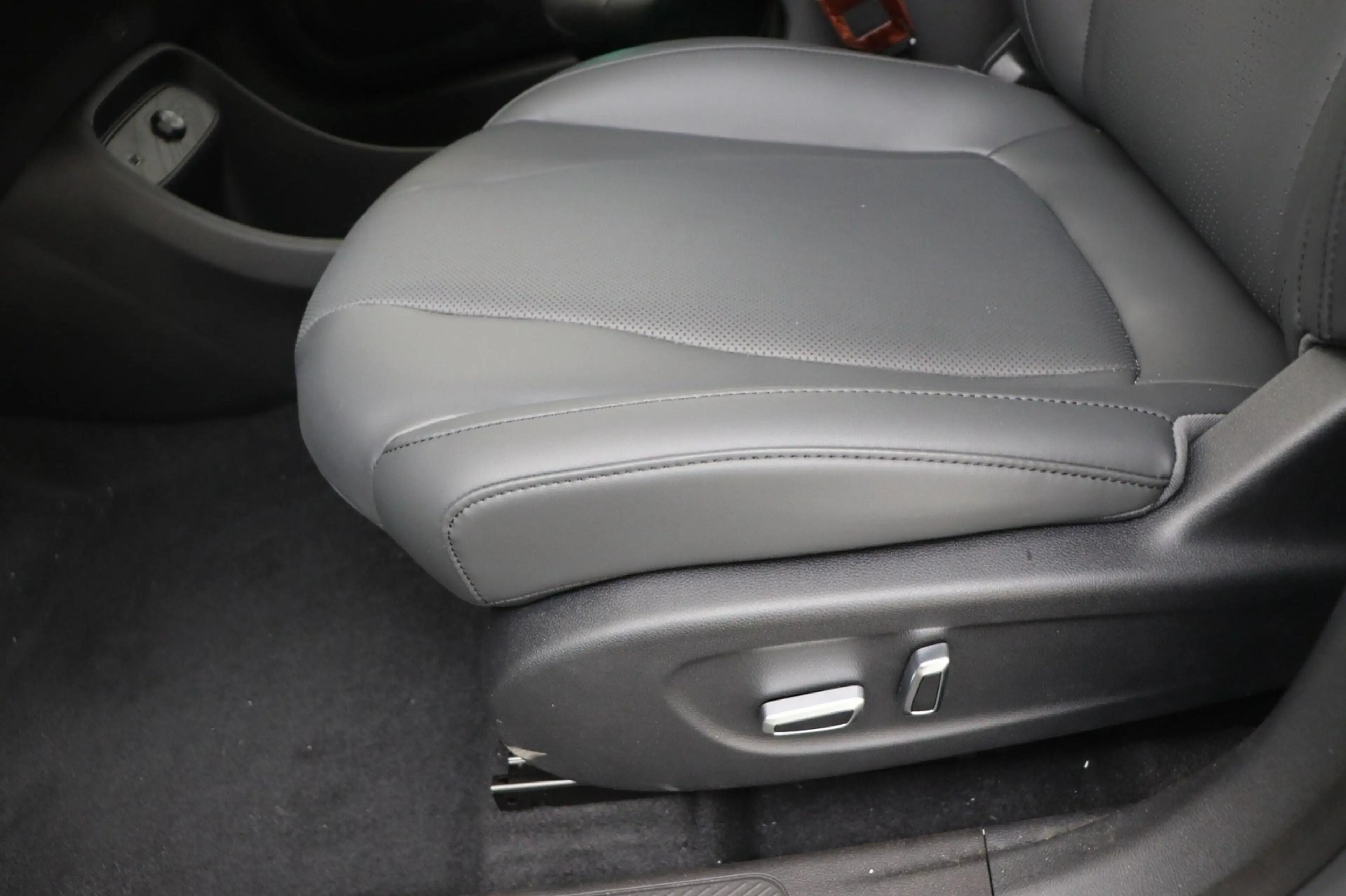 Dongfeng Box 42.30 Kwh – Premium Edition – Automatik — photo 23