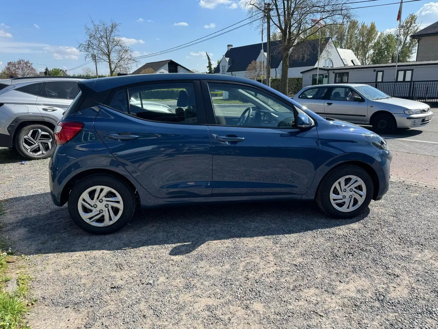 Hyundai i10 1.0i Twist Blau - 2