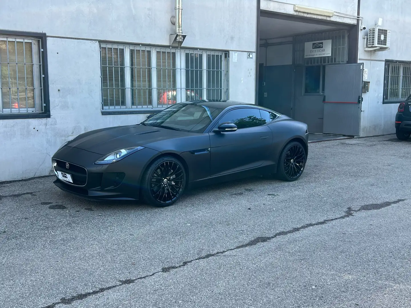 Jaguar F-Type Coupe 3.0 V6 auto E6 Nero - 1