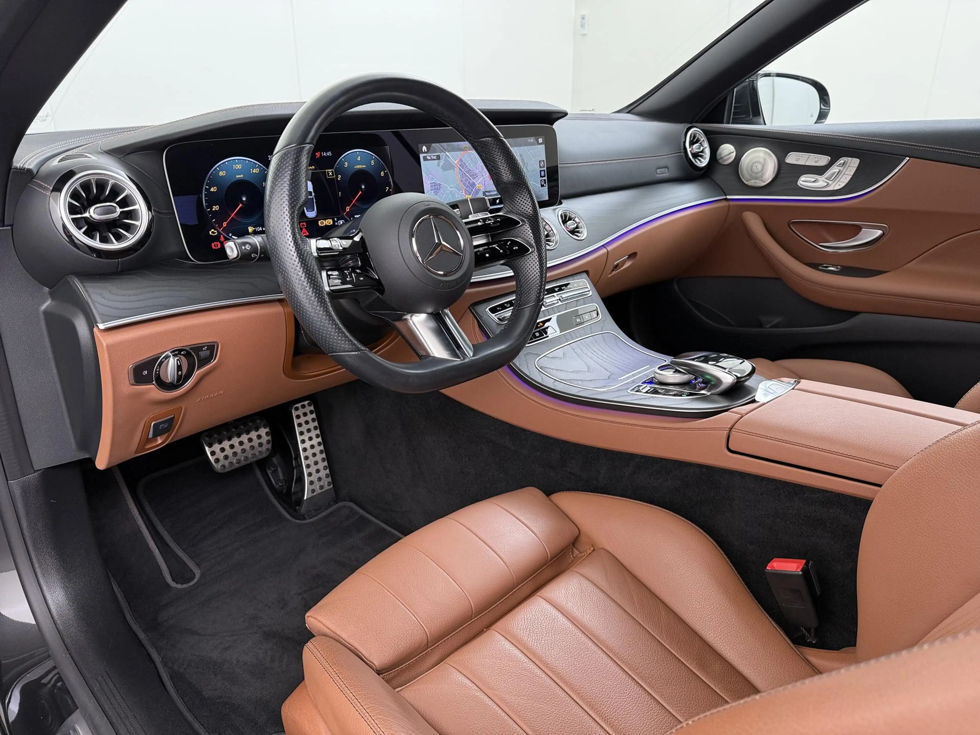 Mercedes-Benz E 200 Cabriolet AMG Line | Premium Plus pakket | Memory — photo 2