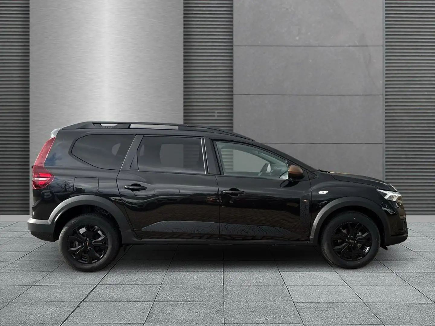 Dacia Jogger Extreme 5-Sitzer+Klimaauto.+RFK+PDC TCe 110 81 ... Schwarz - 2