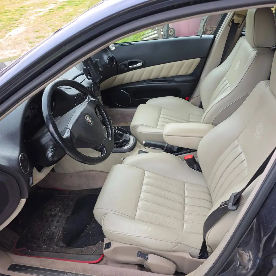 Alfa Romeo 166 2.5 V6 24v CAE, foto 6