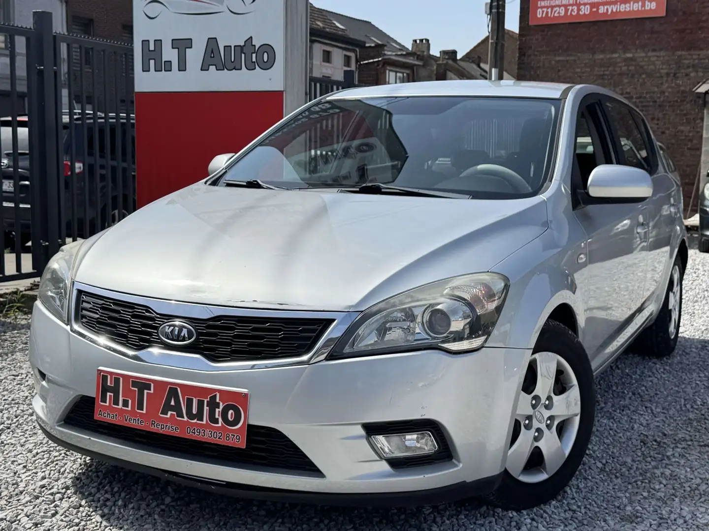 Kia Ceed / cee'd 1.6 CRDi/euro5/airco/ct ok. Gris - 1