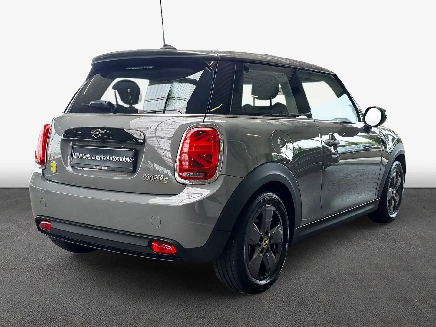 MINI Cooper SE Hatch DAB LED Navi Klimaautomatik uvm. Schwarz - 2