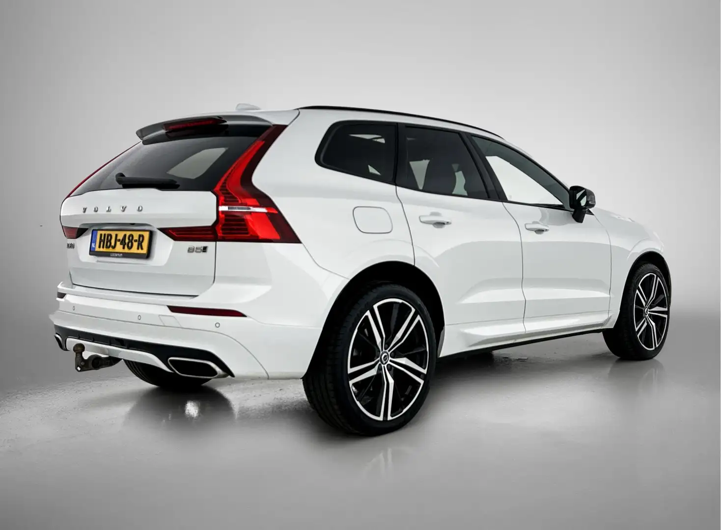 Volvo XC60 2.0 B5 AWD R-Design | Panormadak | Leder | Memory Wit - 2
