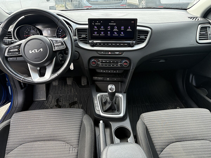 Kia Ceed / cee'd ceed 1,0 TGDI ISG Silber — photo 8