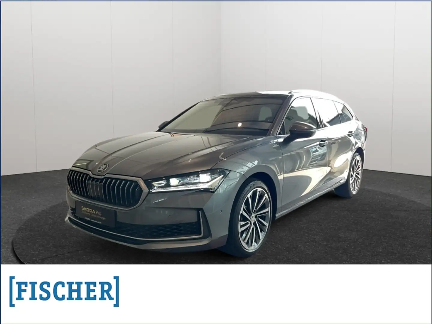 Skoda Superb Combi 2.0TSI 4x4 DSG L&K Matrix AHK STHZ Navi 360° Grau - 1