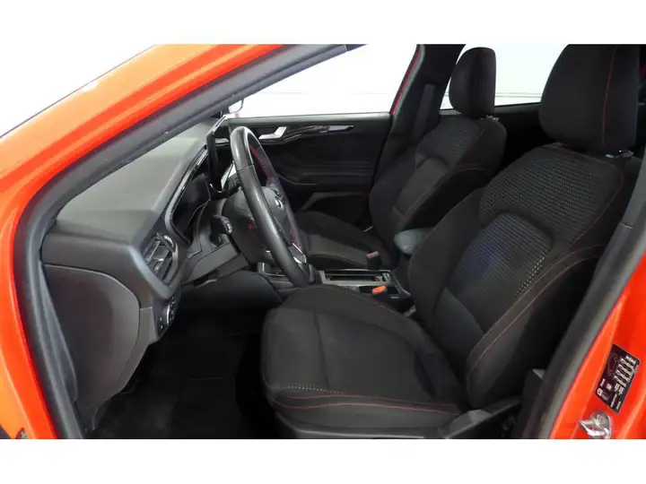 Ford Focus 2024, foto 22