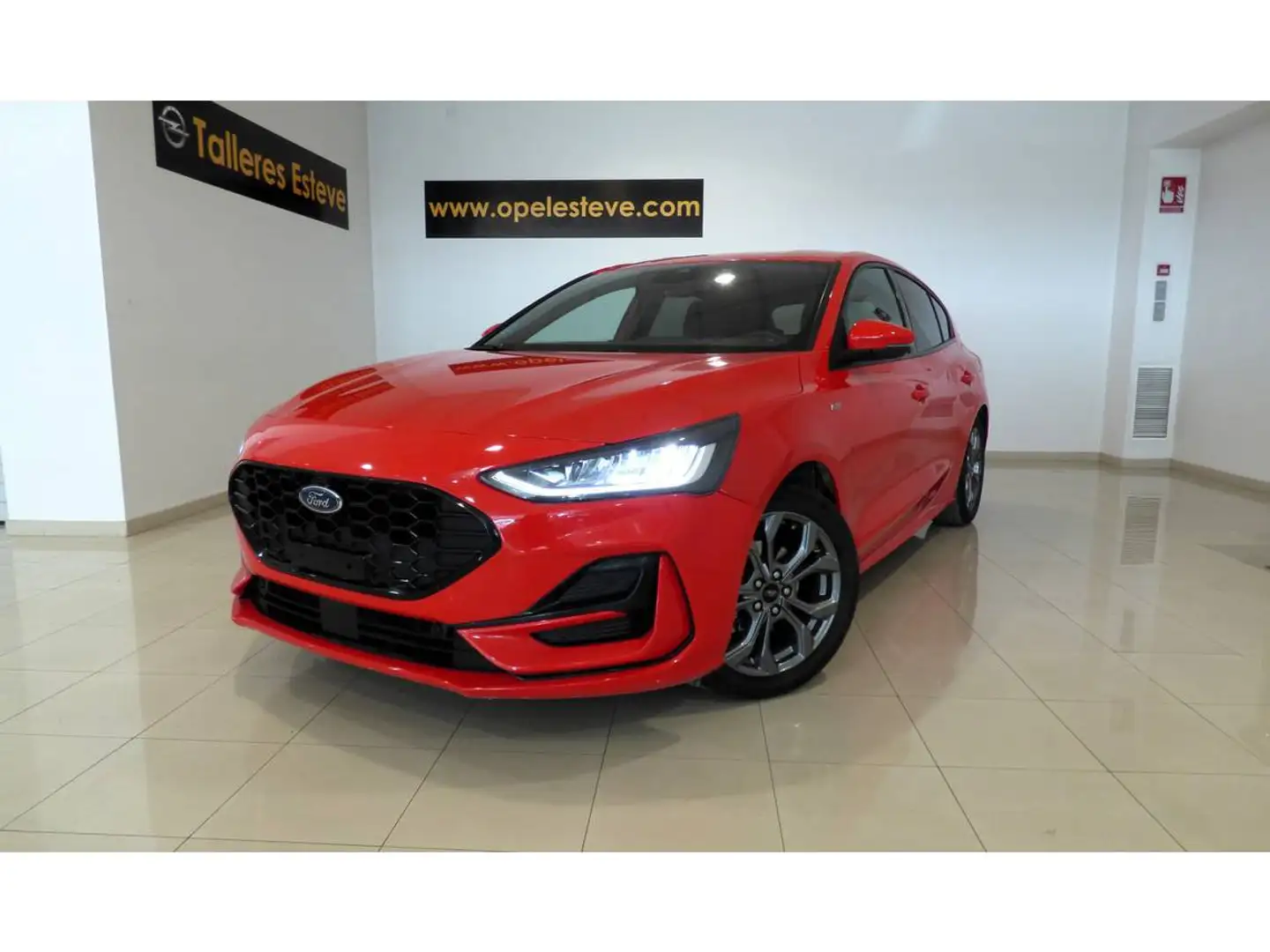 Ford Focus 1.0 Ecoboost MHEV Active X 155 Aut. Rojo - 2