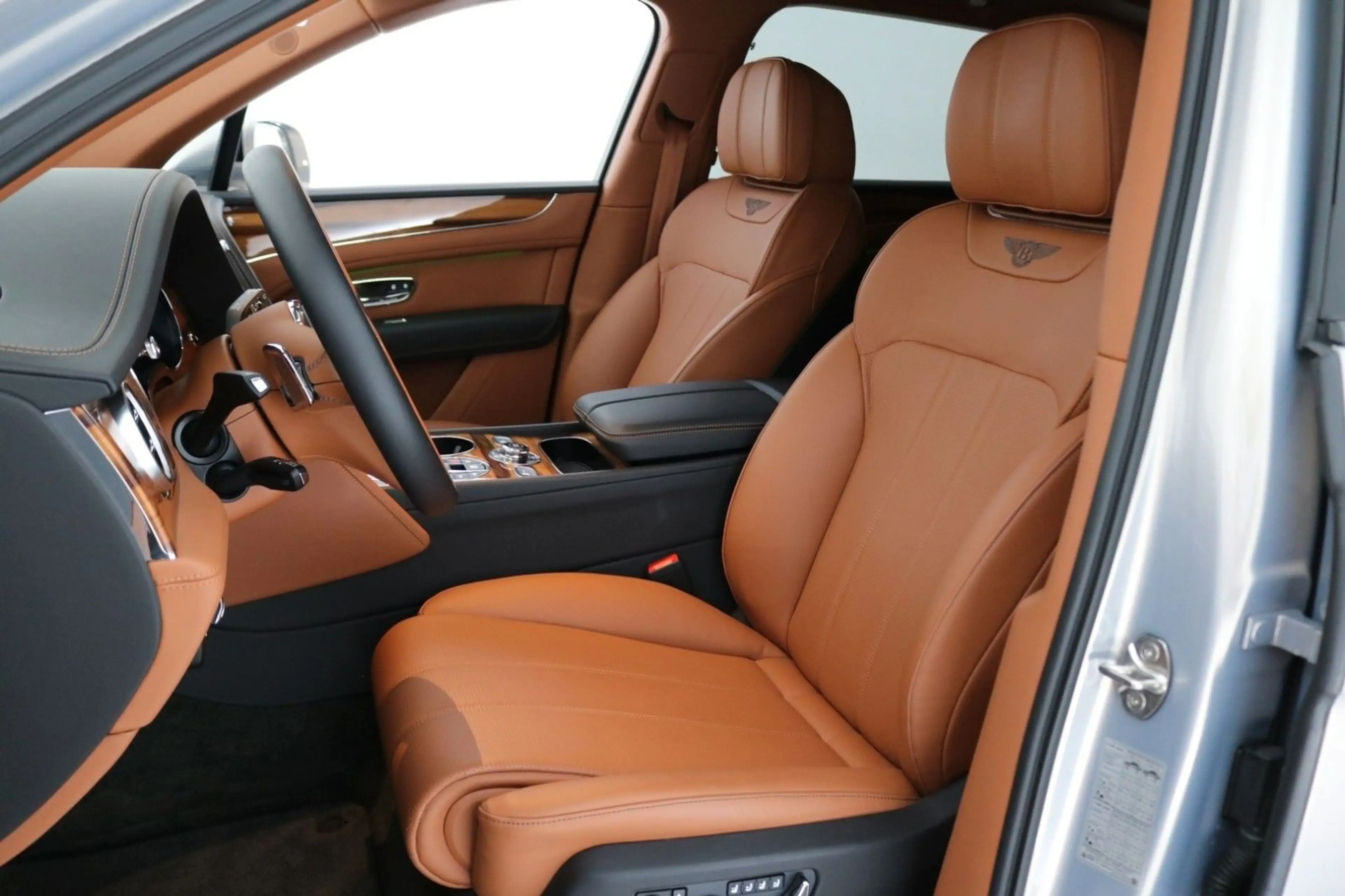 Bentley Bentayga 3.0 Hybrid 4WD Autom. — photo 10