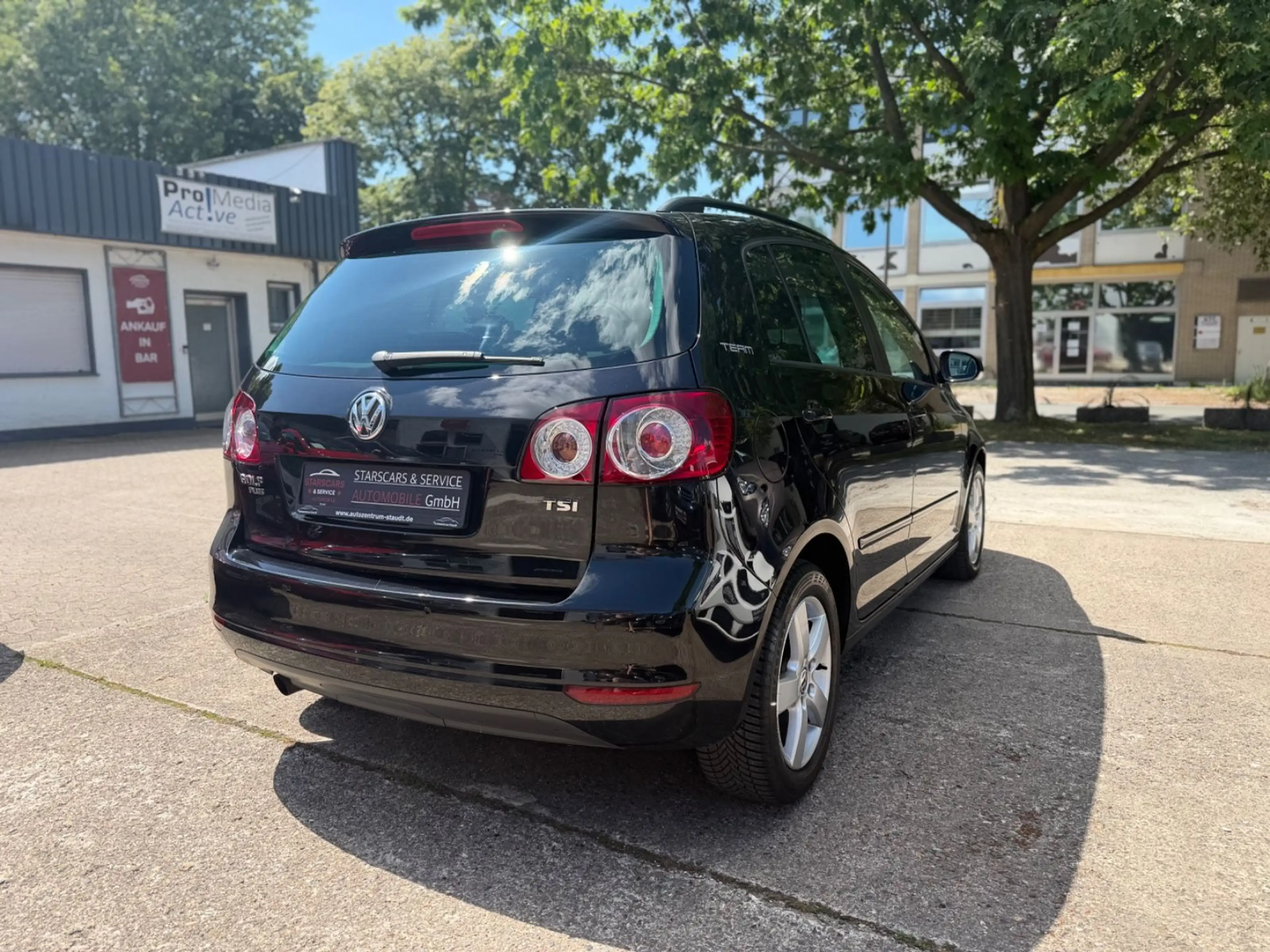 Volkswagen Golf Plus Golf*PLUS*TEAM*ALU*KLIMA*SHZ*TEMPOMAT*PDC*2.HAND — photo 9