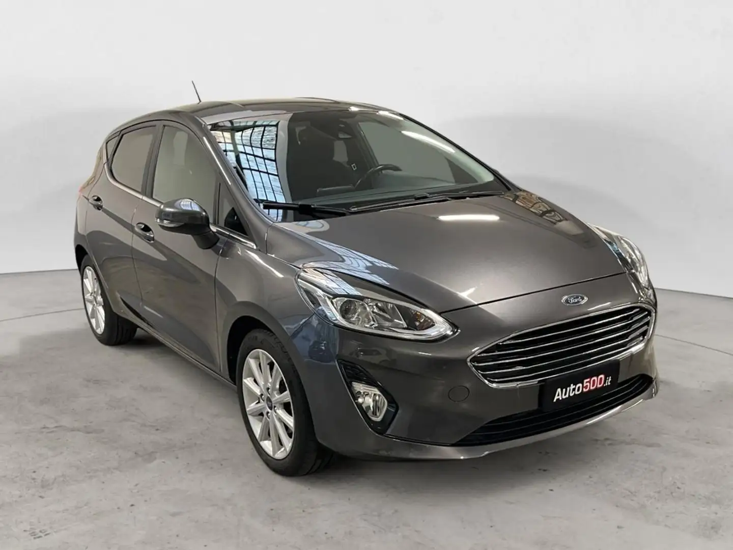 Ford Fiesta 1.1 85 CV 5 porte Titanium Grau - 2