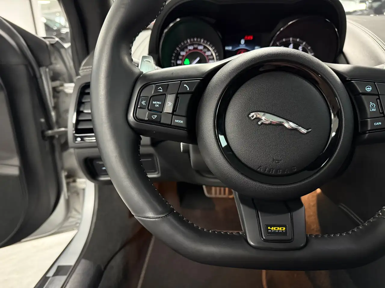 Jaguar F-Type снимка Jaguar F-Type
