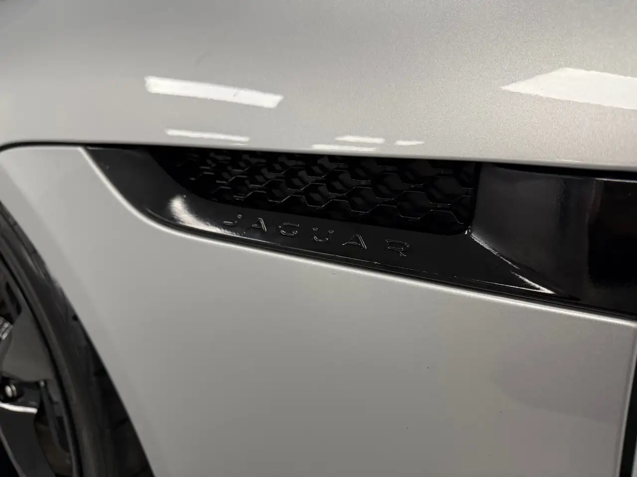 Jaguar F-Type снимка Jaguar F-Type