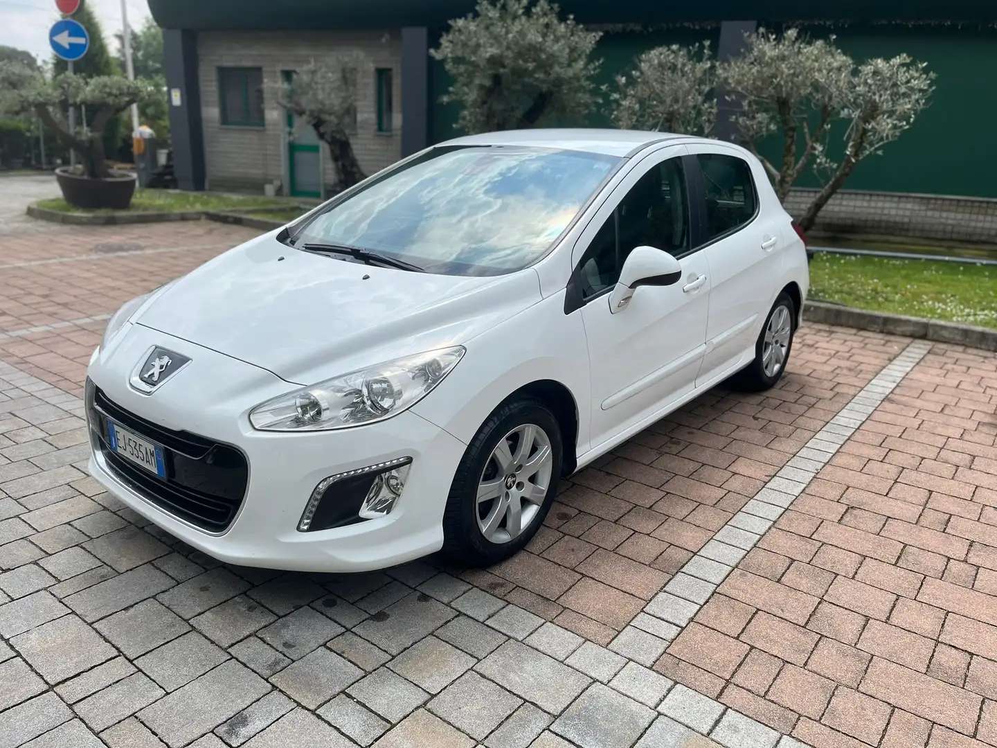 Peugeot 308 HDi FAP (90) 92 Access - 1