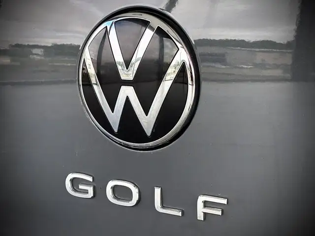 Volkswagen Golf view 15