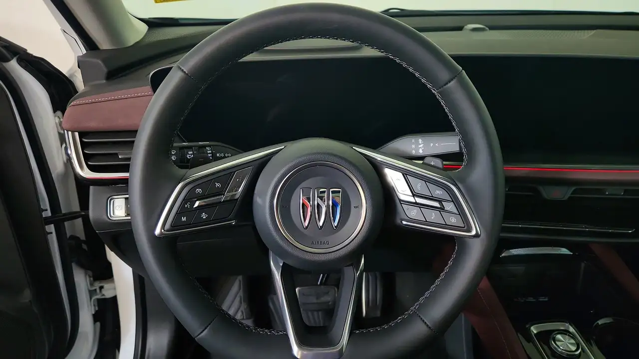 Buick Envision снимка Buick Envision