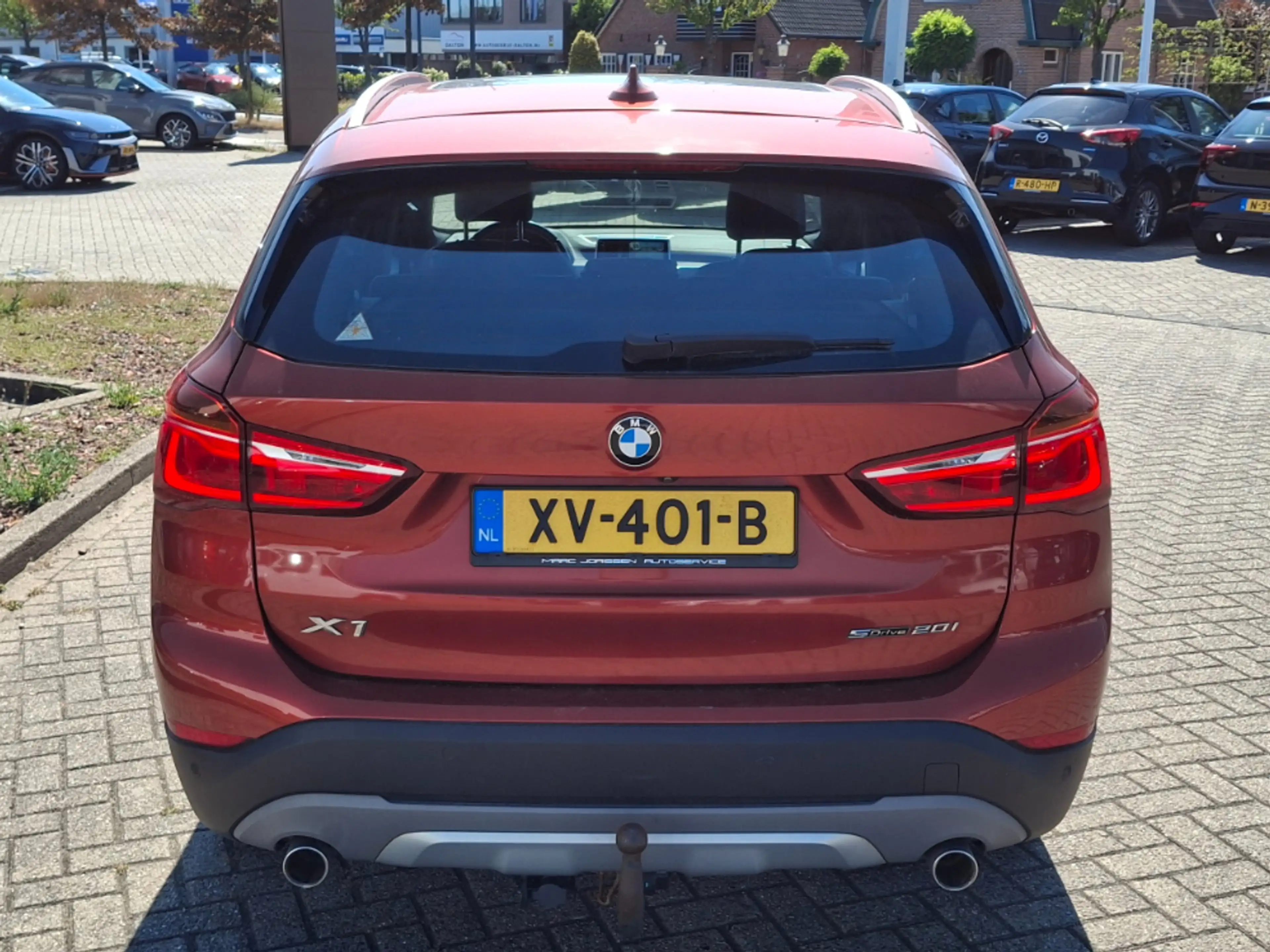 BMW X1 sDrive20i Orange Edition III | Trekhaak met afneem — photo 6