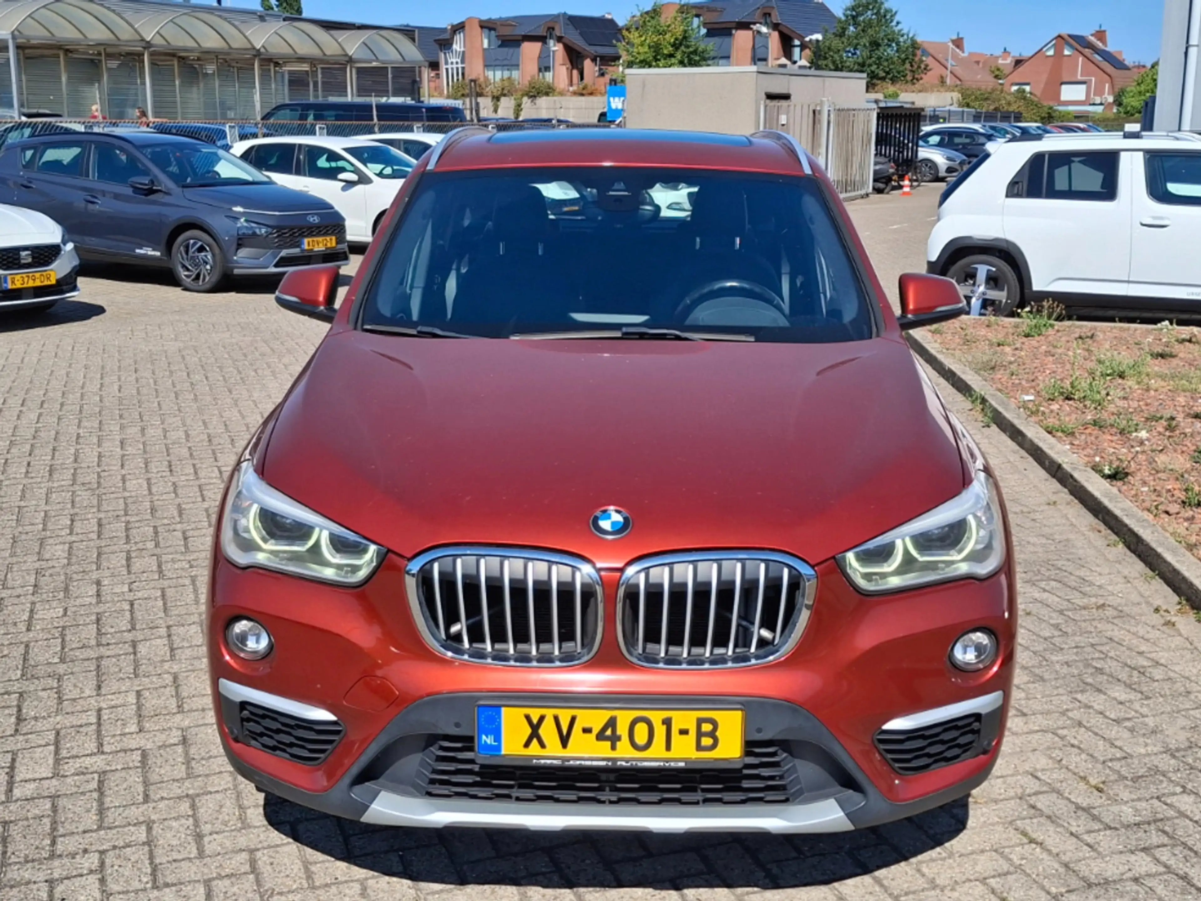 BMW X1 sDrive20i Orange Edition III | Trekhaak met afneem — photo 5