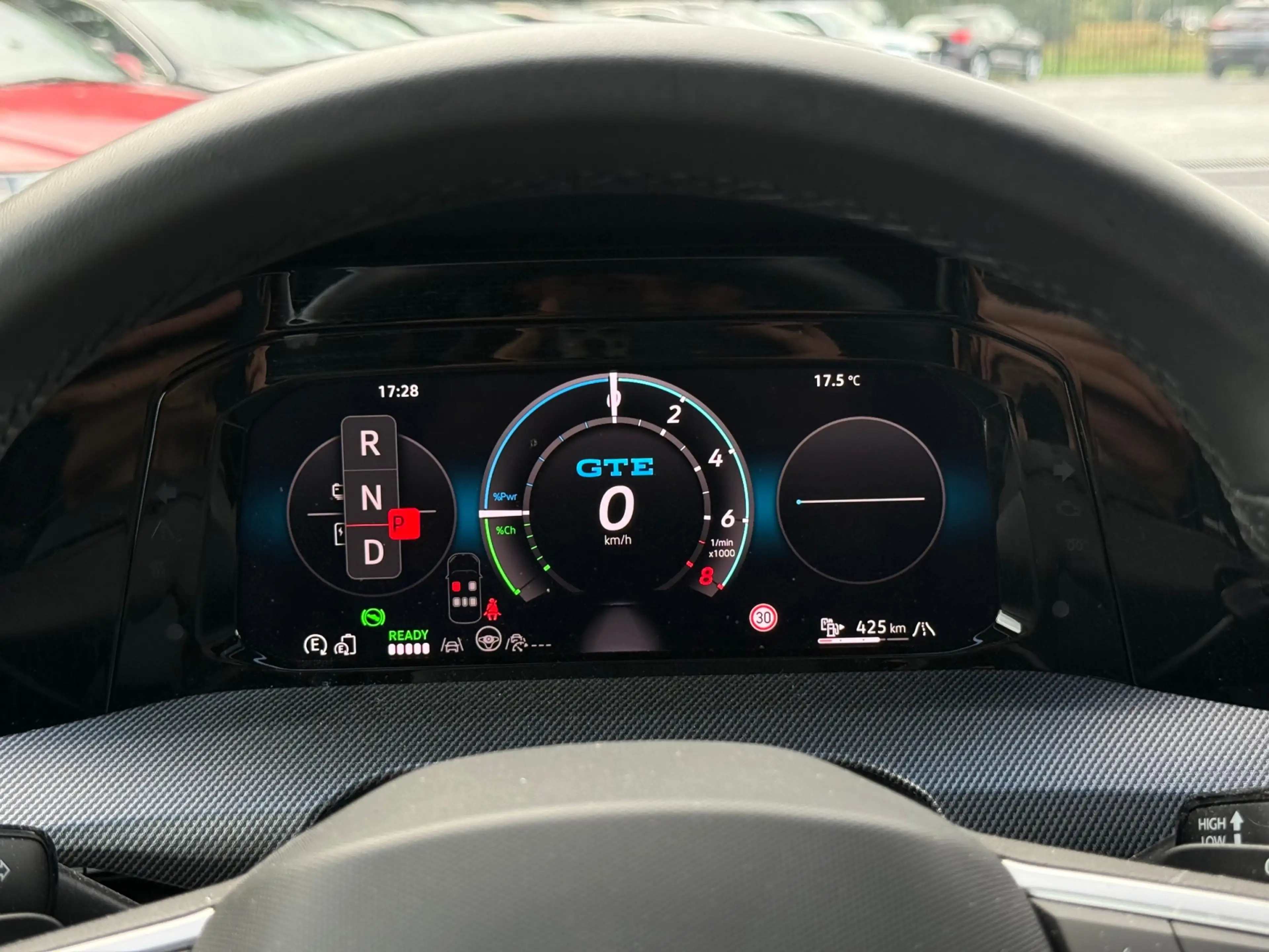 Volkswagen Golf GTE 1.5 eHybrid | Trekhaak | HUD | Pano | Keyless — photo 19
