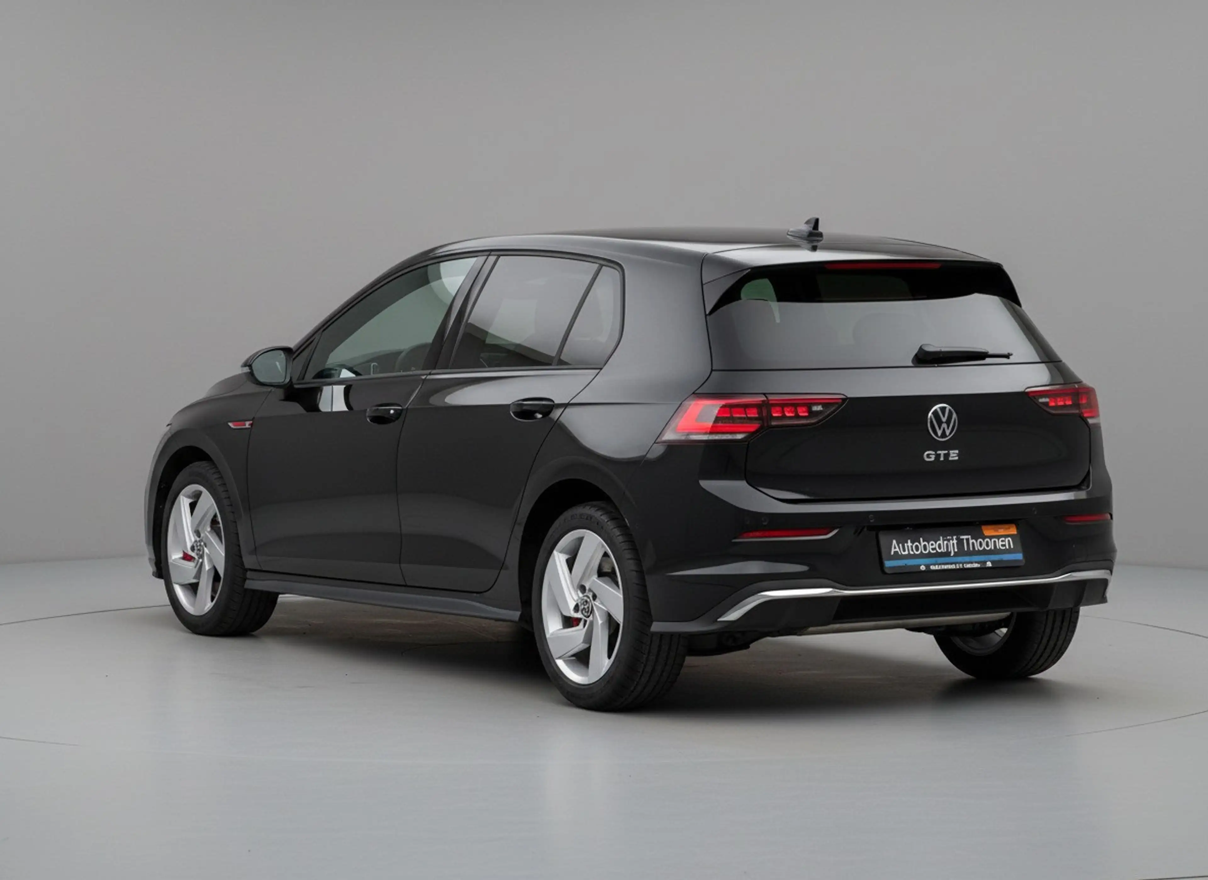 Volkswagen Golf GTE 1.5 eHybrid | Trekhaak | HUD | Pano | Keyless — photo 8