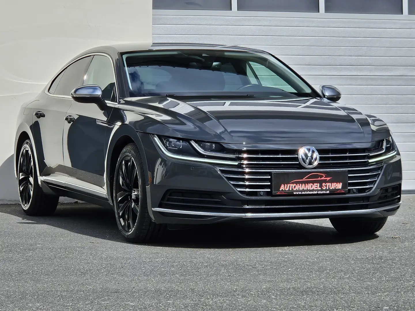 Volkswagen Arteon Elegance 2,0 TDI SCR *LED*AHK*NAVI* Grau - 1
