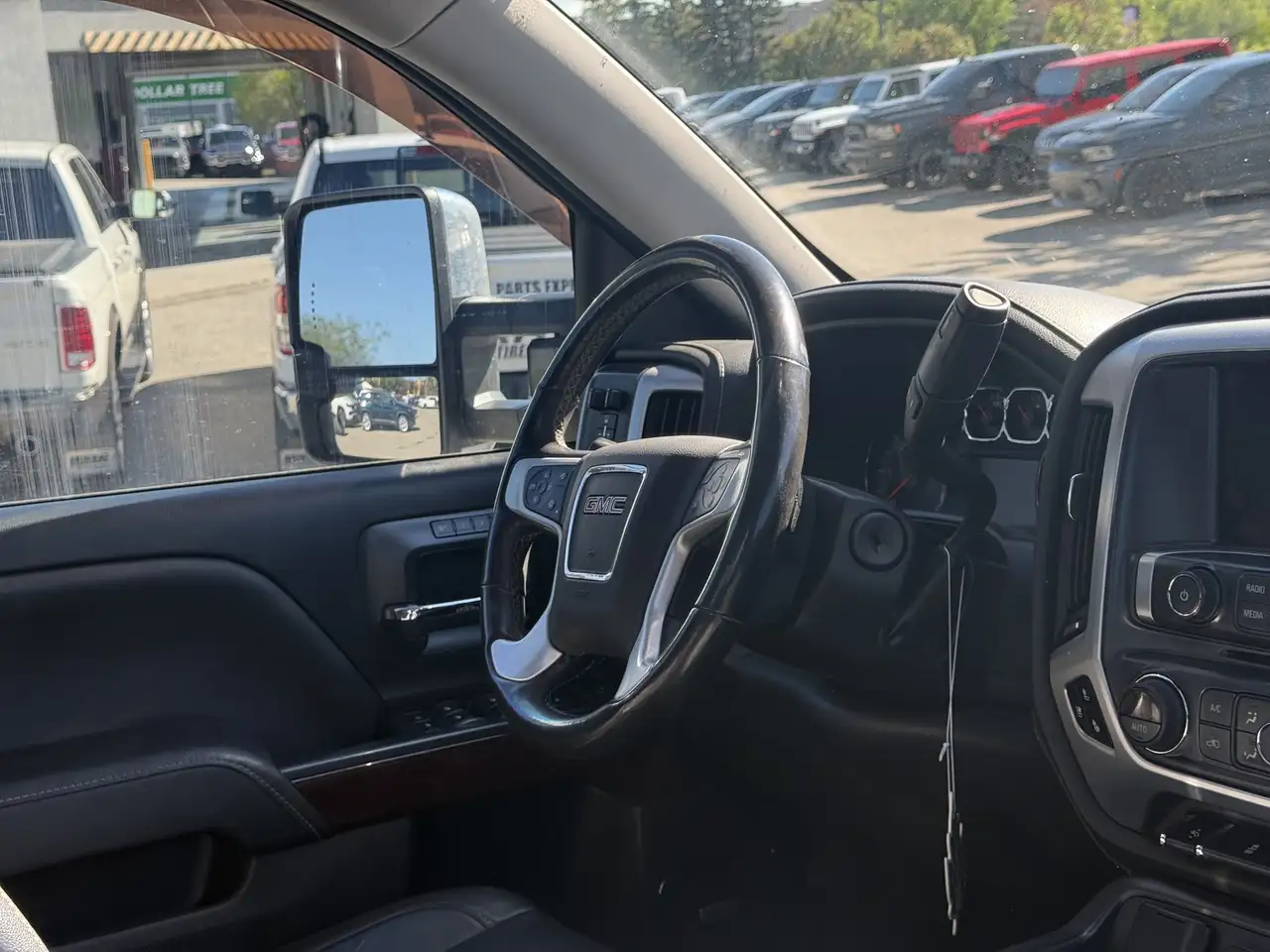 GMC Sierra 1500 photo GMC Sierra 1500
