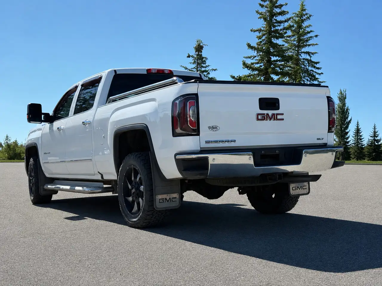 GMC Sierra 1500 photo GMC Sierra 1500