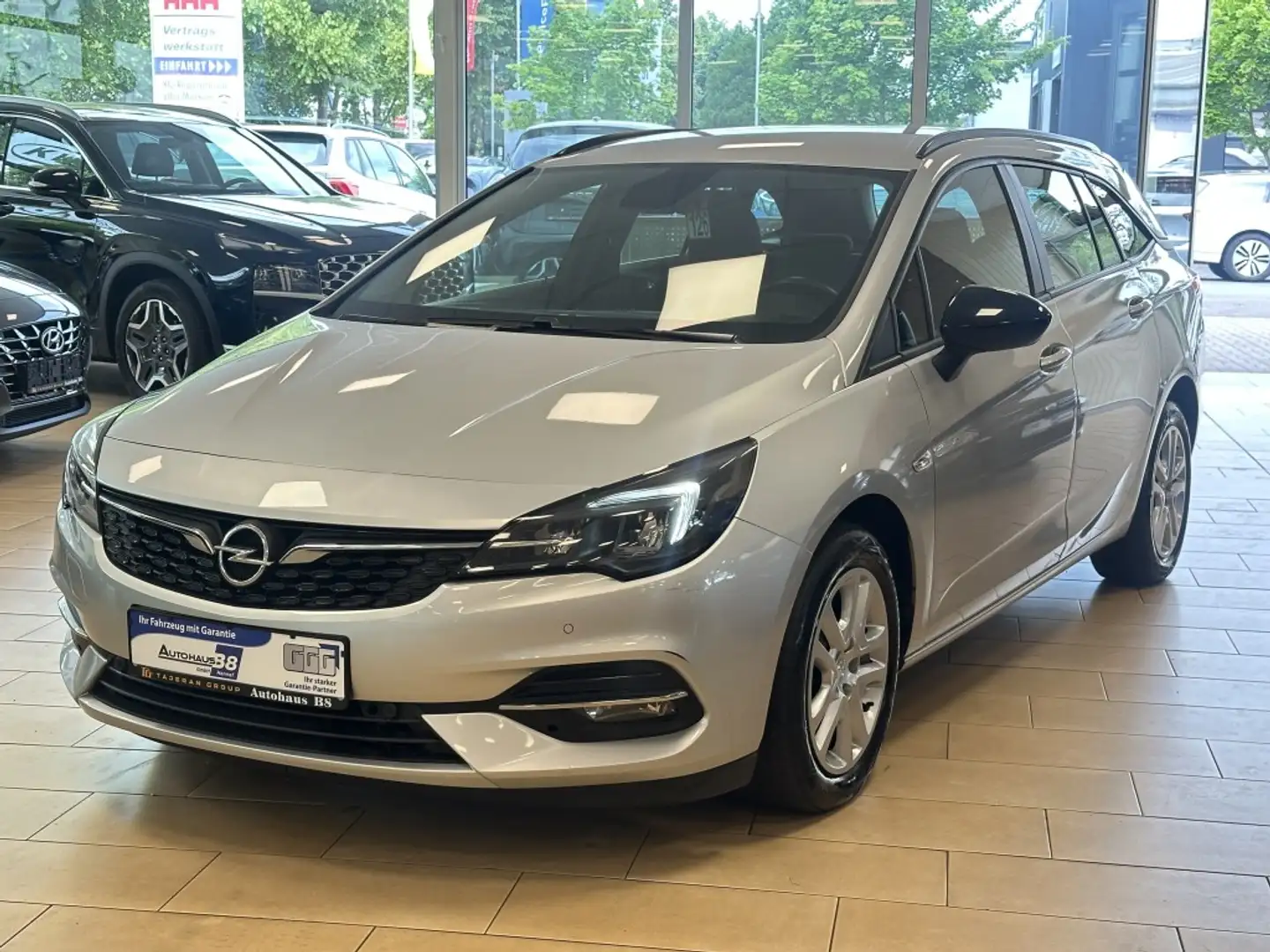 Opel Astra Business*SHZ*R.Cam*DAB*LED*Navi*1.Hand* Silber - 1