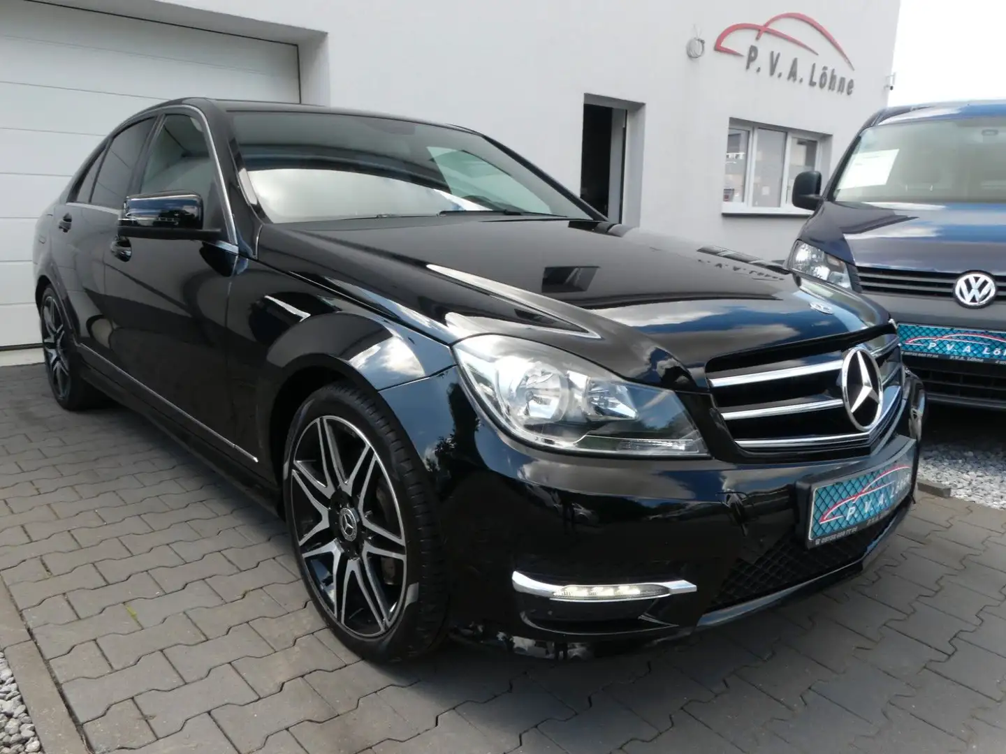Mercedes-Benz C 350 CDI AMG Sportpaket Plus | Harman Kardon Schwarz - 1
