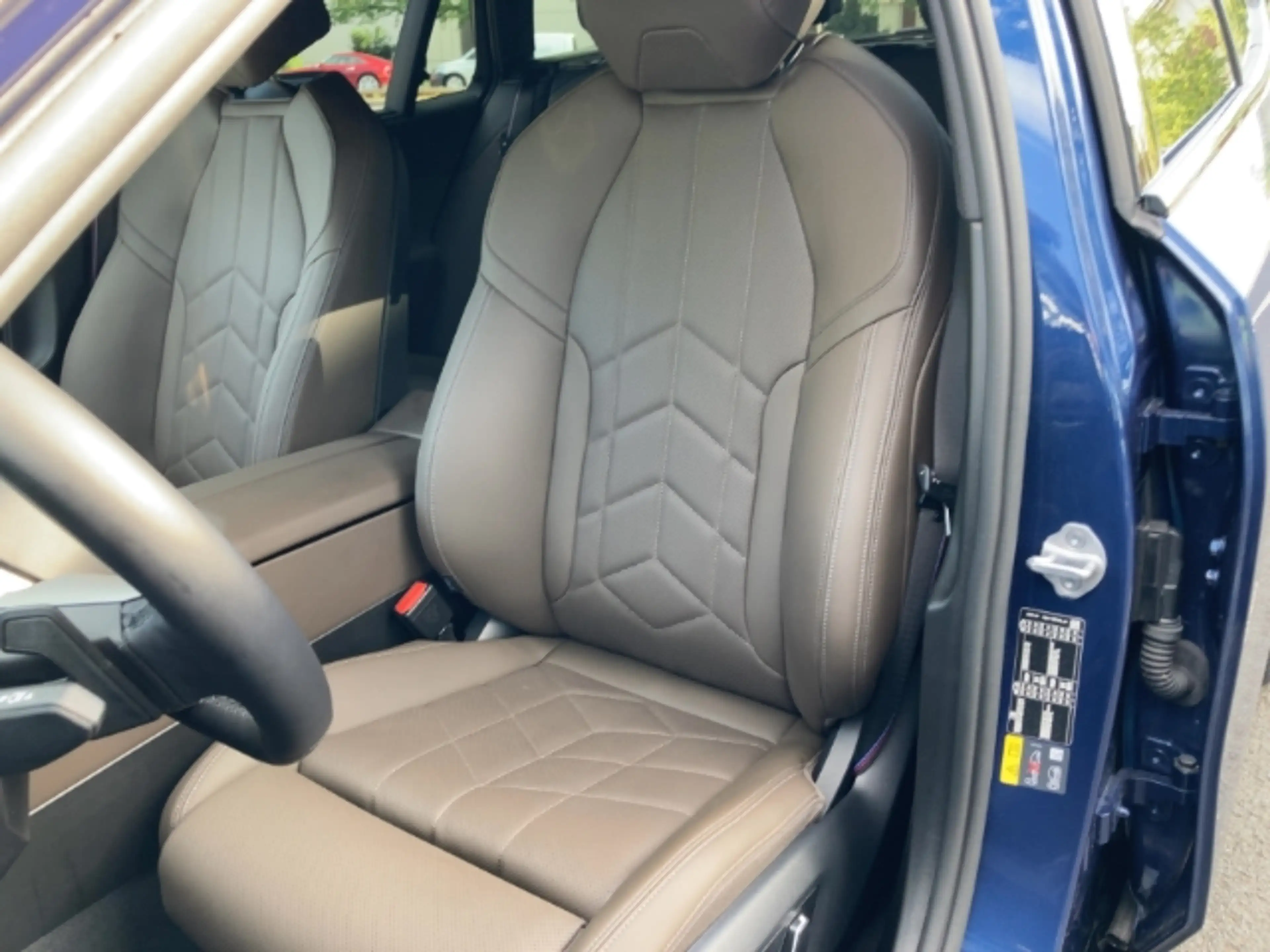 BMW 550 e xDrive Touring Sportpaket HUD AD AHK-el. klappb. — photo 6