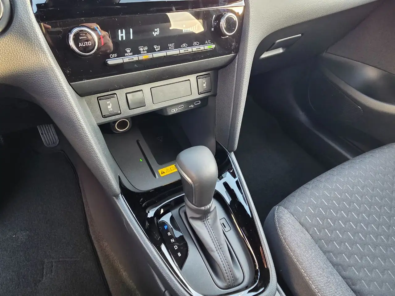 Toyota Yaris Cross 1.5 HSD Teamplayer 15