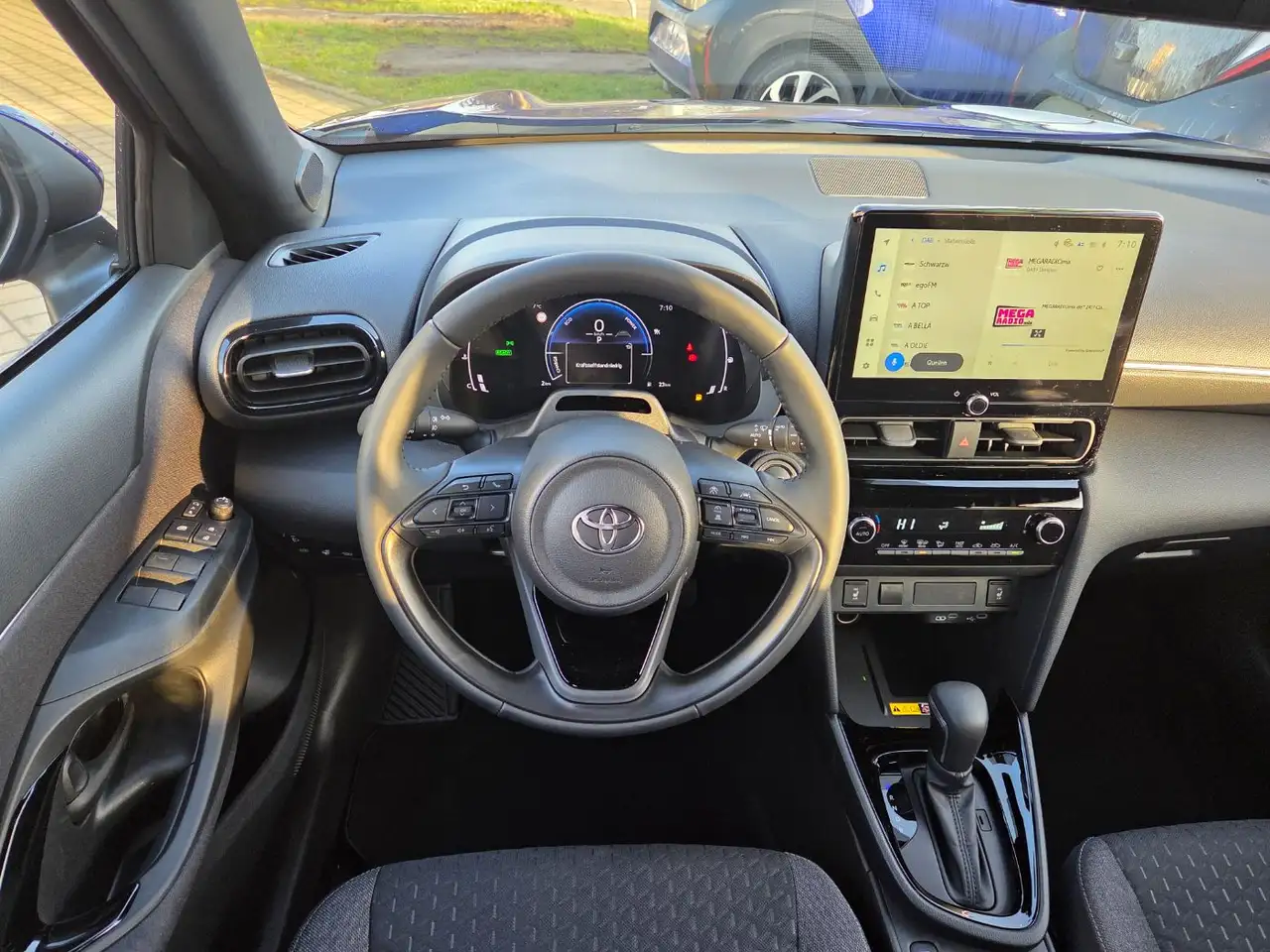Toyota Yaris Cross 1.5 HSD Teamplayer 8