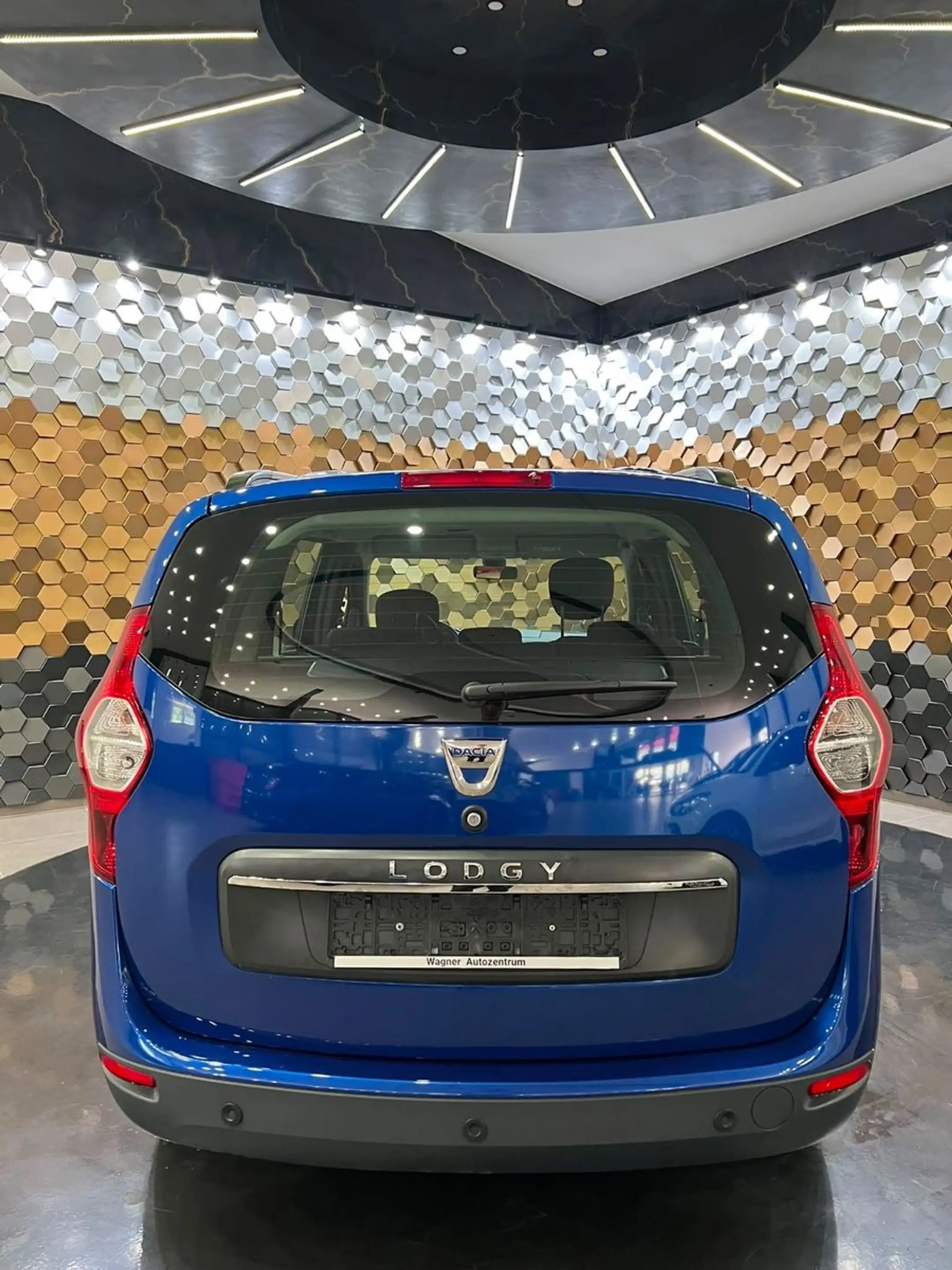 Dacia Lodgy Comfort /Navi/Klima/PDC/1.Hand/ — photo 14