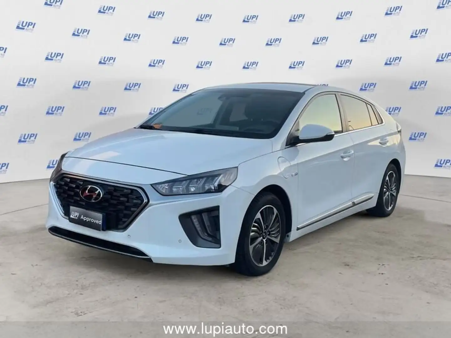 Hyundai IONIQ 1.6  Prime Plug-In ibrida Fehér - 1