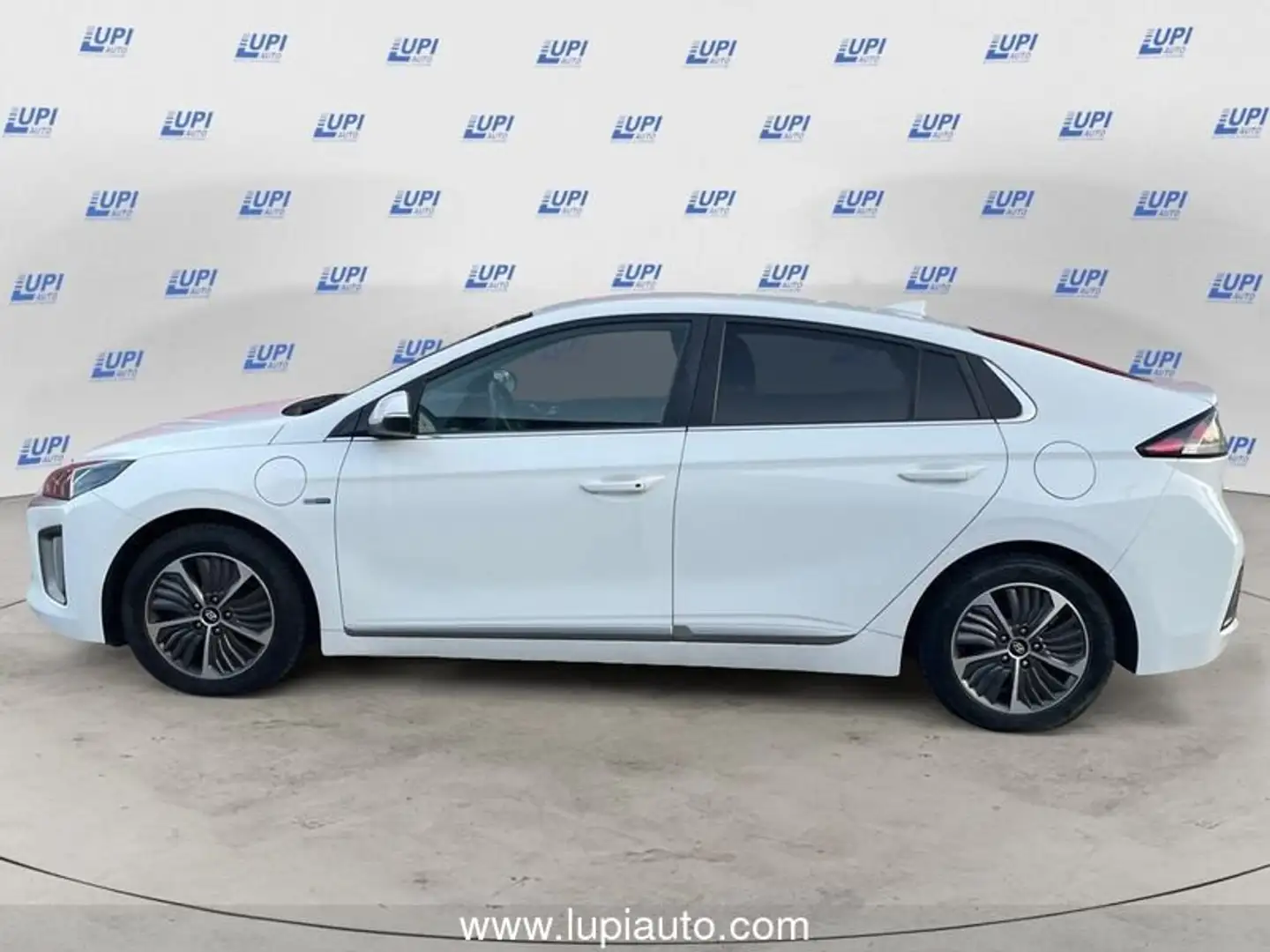 Hyundai IONIQ 1.6  Prime Plug-In ibrida Fehér - 2