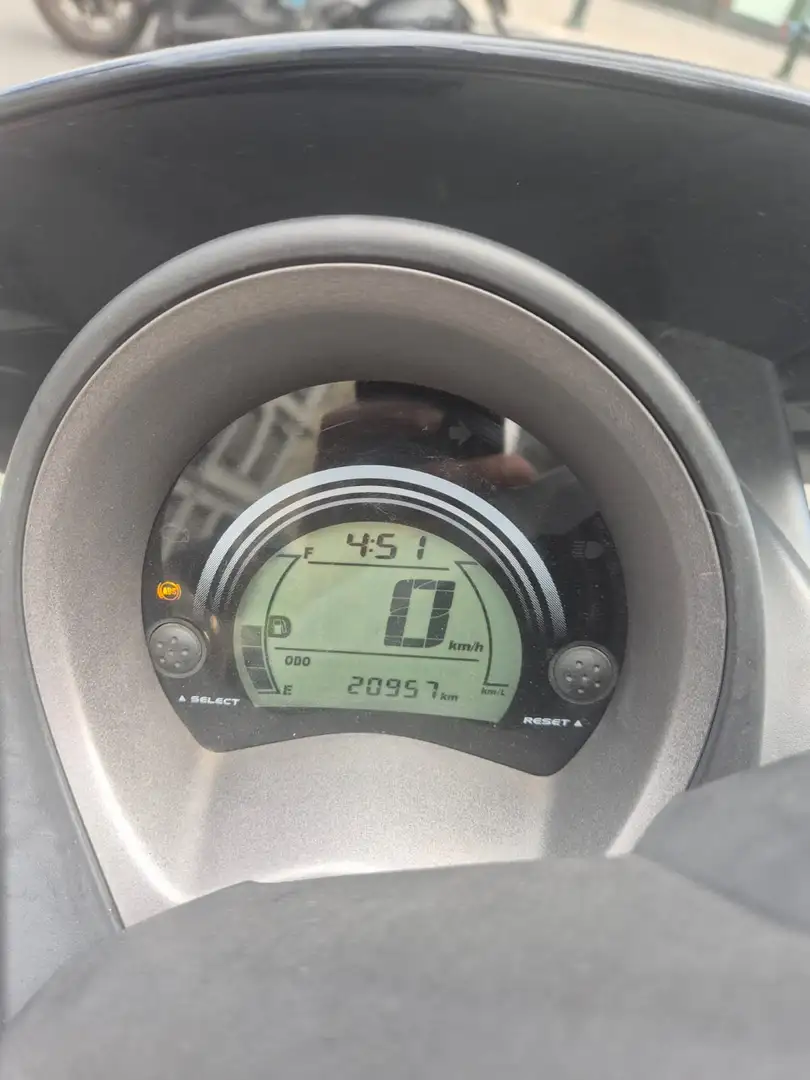 Yamaha NMAX 2019 Срібний - 2