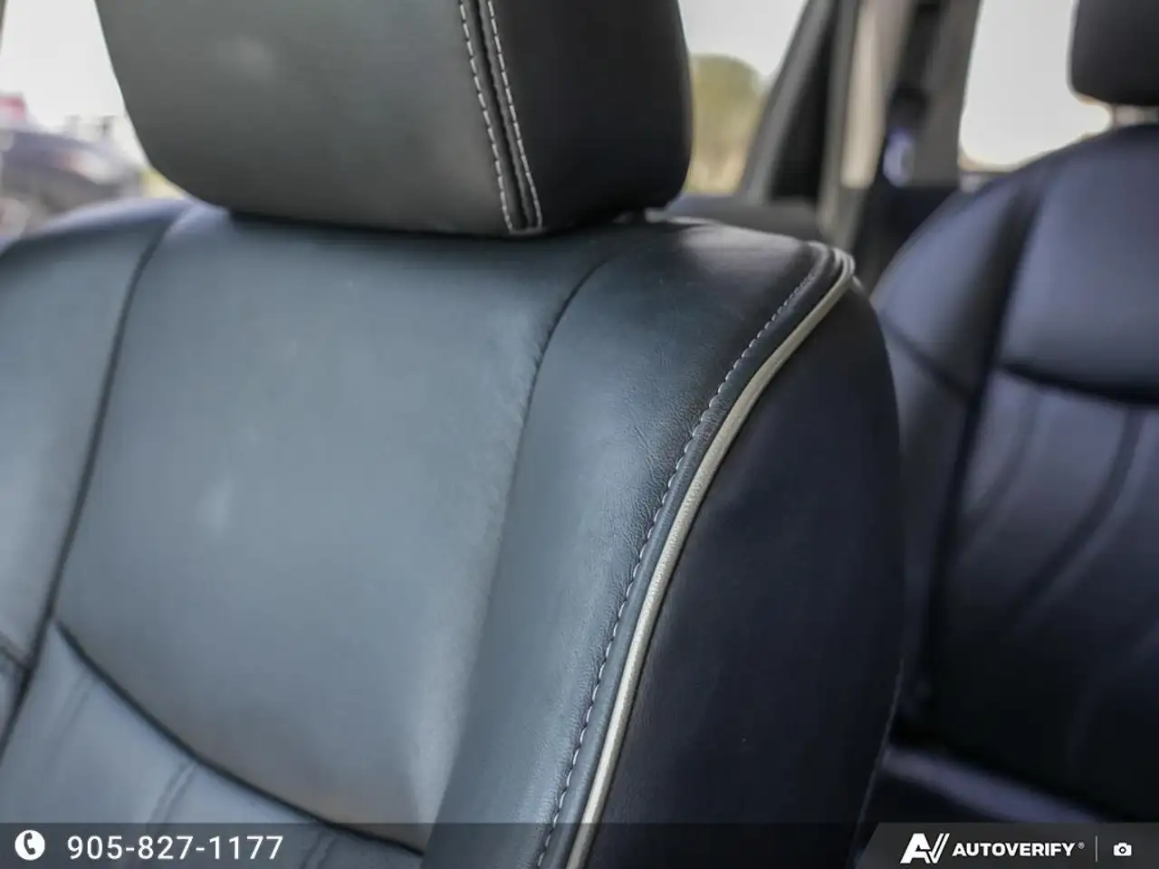 Infiniti QX60 снимка Infiniti QX60