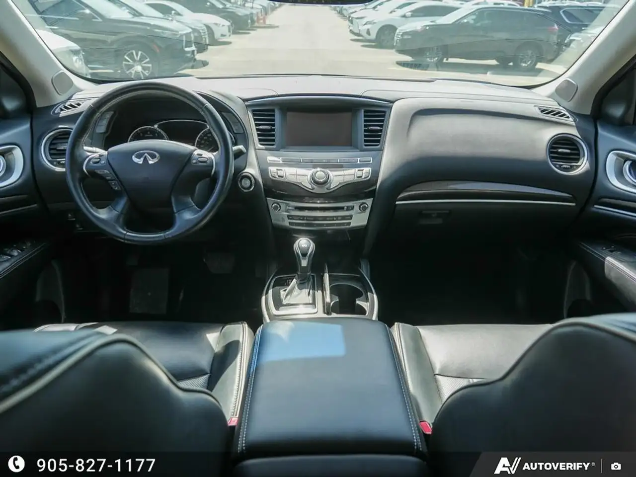 Infiniti QX60 снимка Infiniti QX60