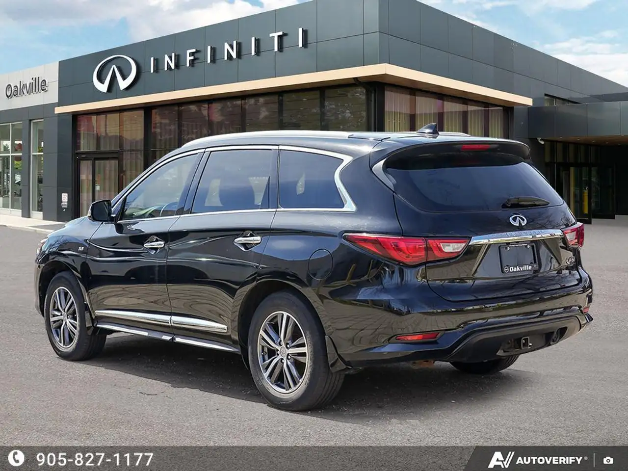 Infiniti QX60 снимка Infiniti QX60