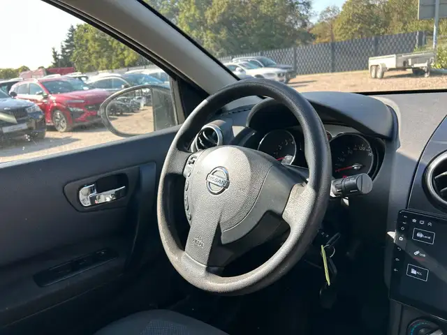 Nissan Qashqai view 24