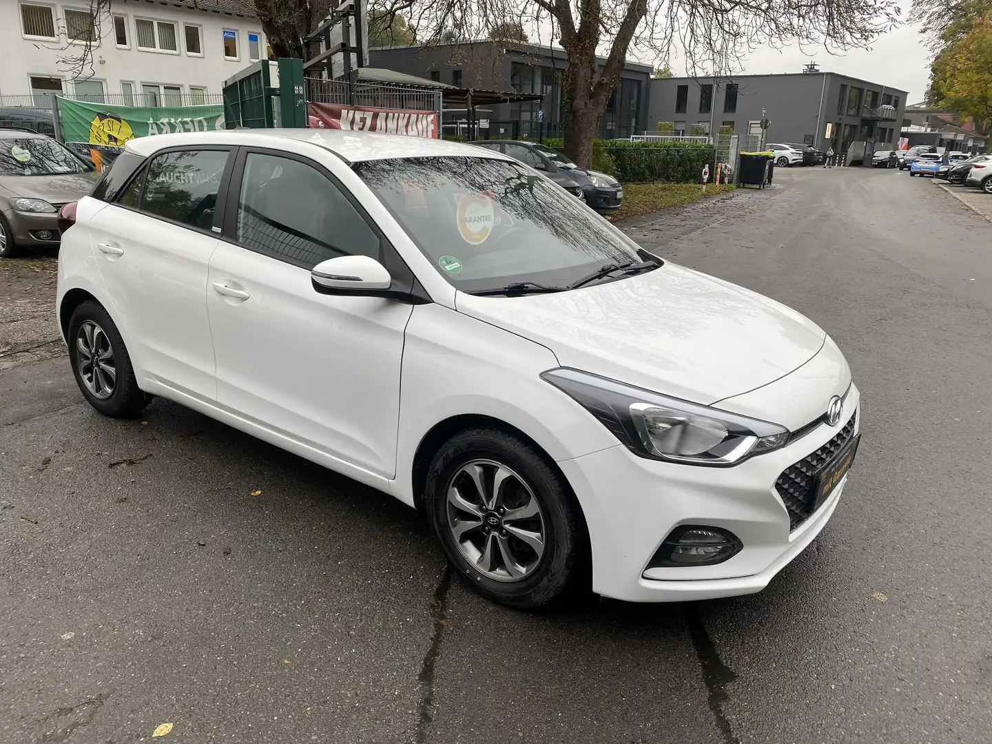 Hyundai i20 Style Weiß - 1