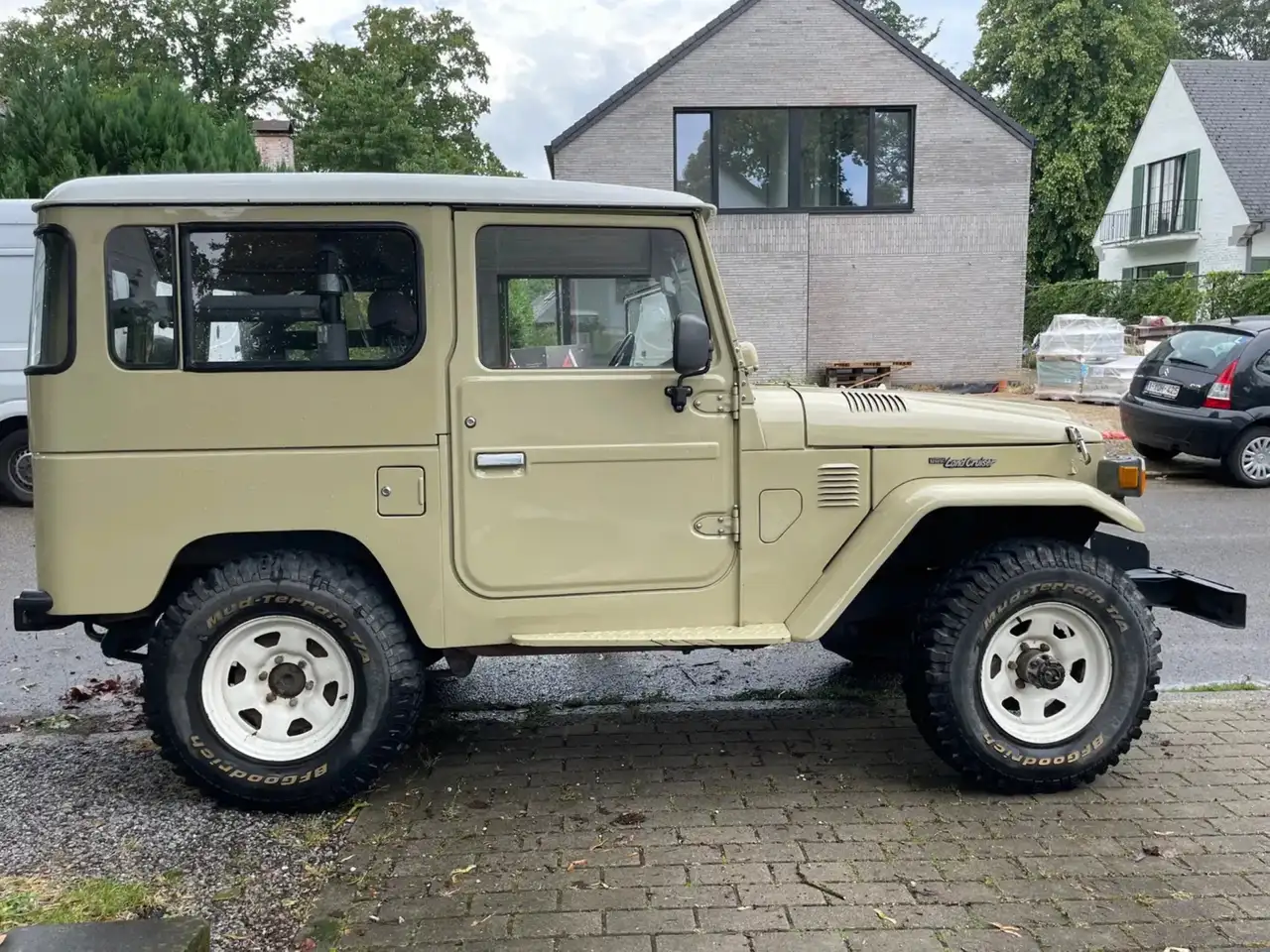 Toyota Land Cruiser RJ 70, foto 3