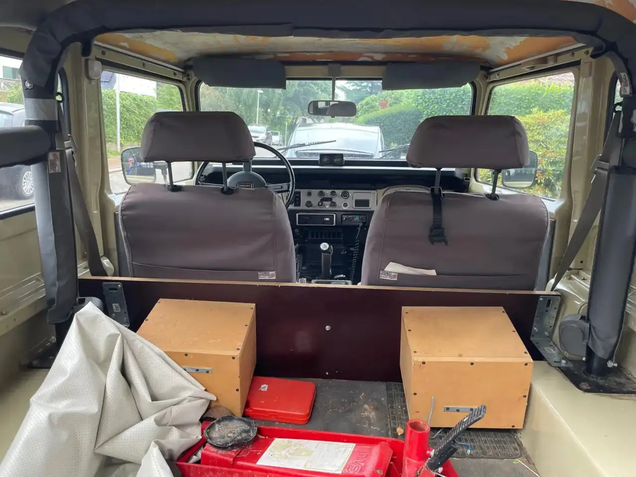 Toyota Land Cruiser RJ 70, foto 9