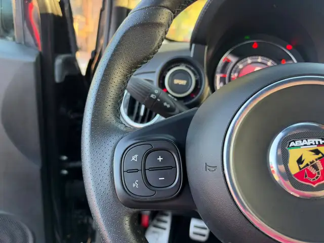 Abarth 595 view 12
