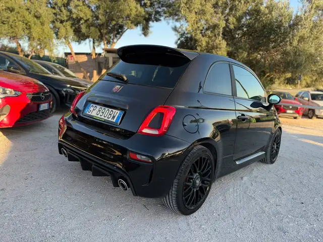 Abarth 595 view 5