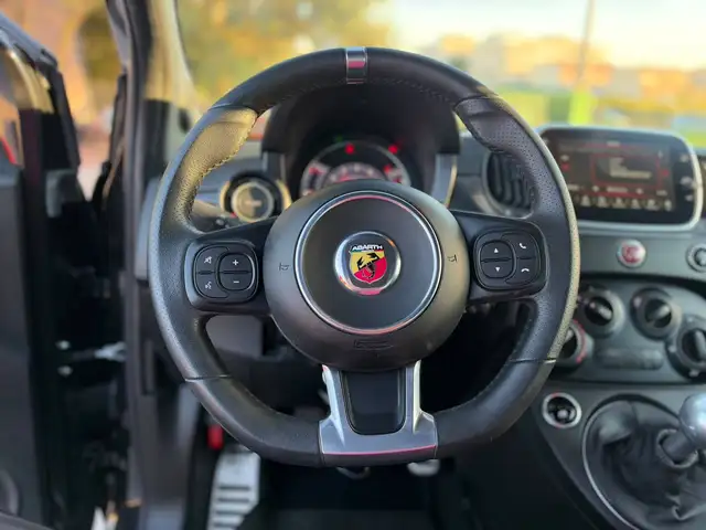 Abarth 595 view 11